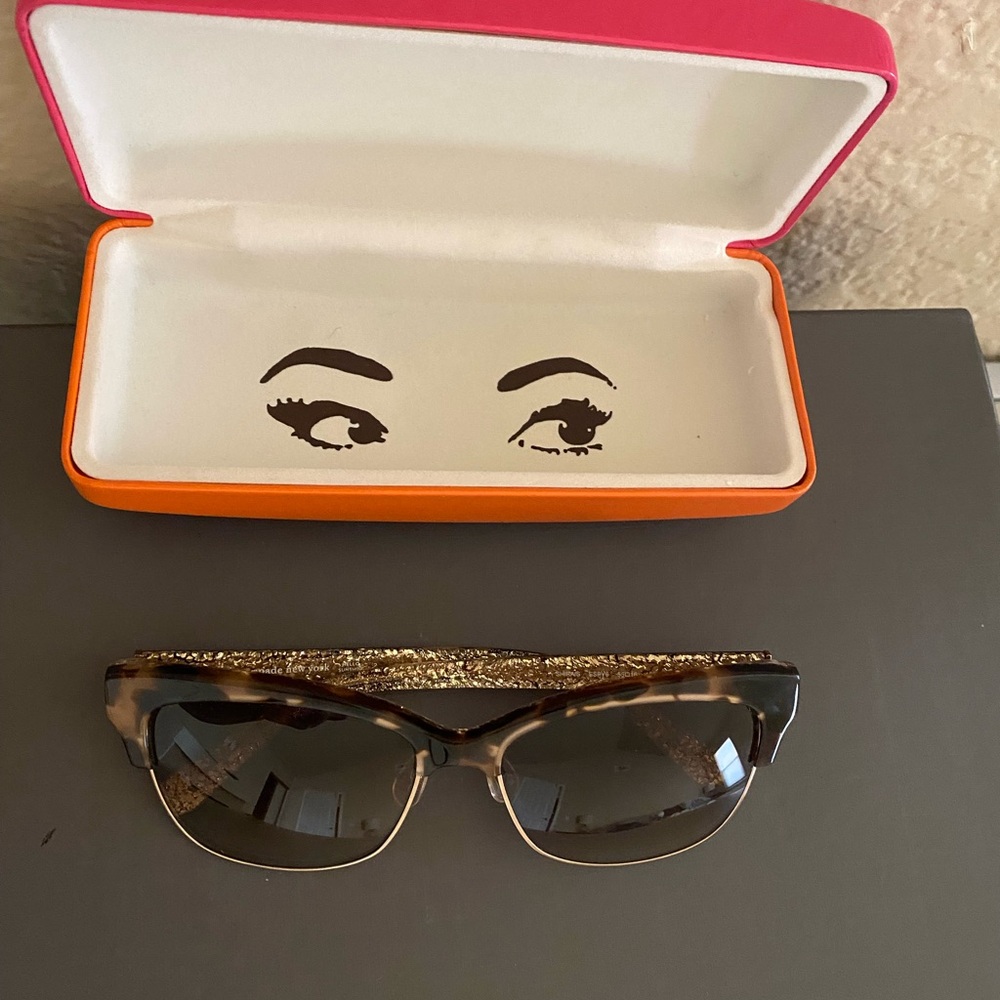 Kate spade sun glasses new no tags